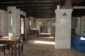 Aparthotel Il Casale Delle Ginestre Castel San Pietro Romano