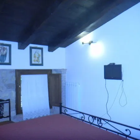 Il Casale Delle Ginestre Aparthotel Castel San Pietro Romano