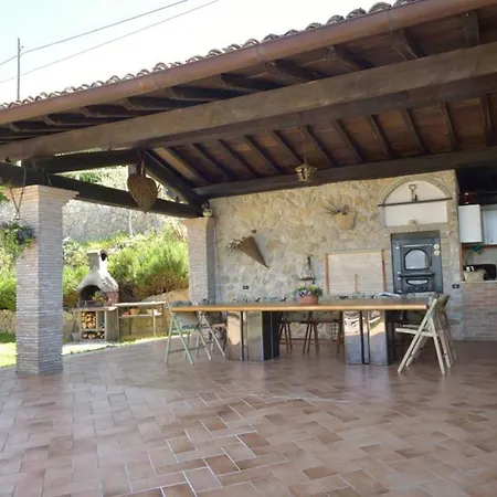 Il Casale Delle Ginestre Aparthotel Castel San Pietro Romano