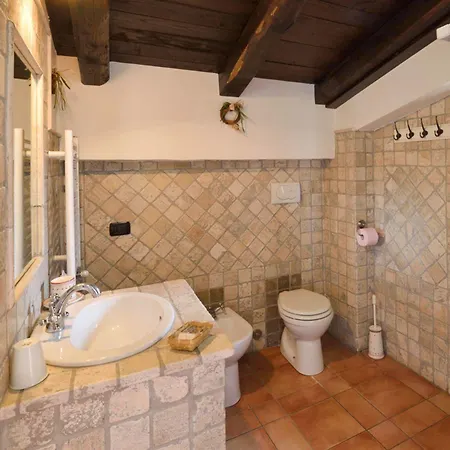 Aparthotel Il Casale Delle Ginestre Castel San Pietro Romano