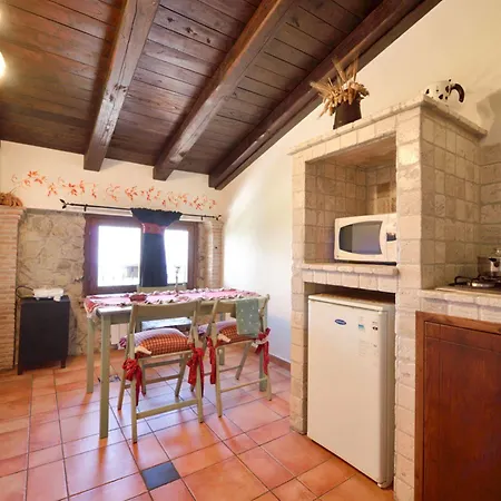 Aparthotel Il Casale Delle Ginestre